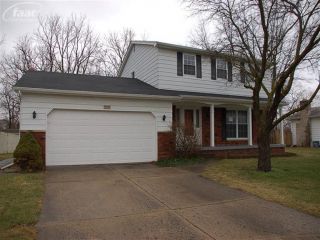 Foreclosed Home - 1020 RISECLIFF DR, 48439