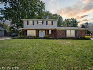 Foreclosed Home - 4500 PERRY RD, 48439
