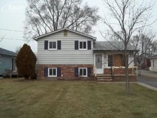 Foreclosed Home - 303 ROSETTE ST, 48442