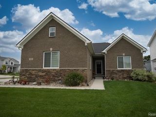 Foreclosed Home - 396 EDGE BROOK DR, 48442