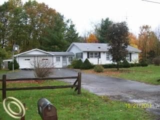 Foreclosed Home - 7760 SILVER LAKE RD, 48451