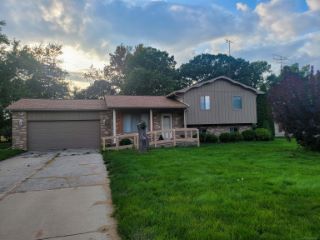 Foreclosed Home - 6130 COVENTRY DR, 48473