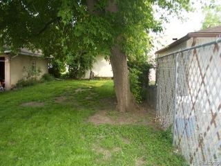 Foreclosed Home - 842 E 8TH ST, 48503