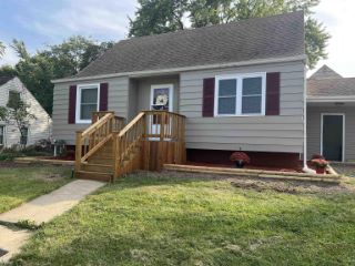Foreclosed Home - 3213 SHERWOOD DR, 48503
