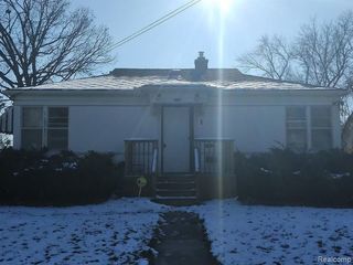Foreclosed Home - 721 W GENESEE ST, 48504