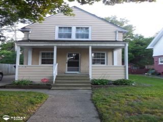 Foreclosed Home - 1909 BAGLEY ST, 48504