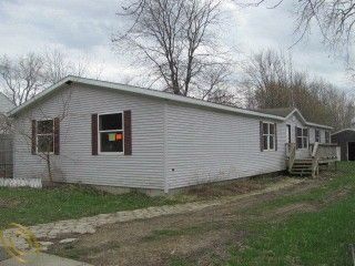 Foreclosed Home - 5200 ROBERTS DR, 48506