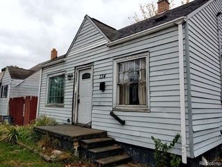 Foreclosed Home - 734 CAMPBELL ST, 48507