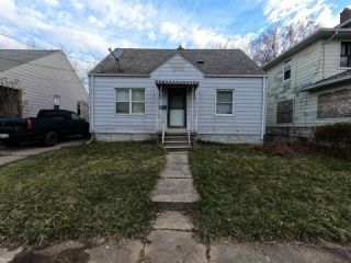 Foreclosed Home - 928 LINCOLN AVE, 48507