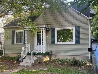 Foreclosed Home - 905 BLOOR AVE, 48507