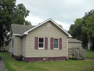 Foreclosed Home - 2232 E MCLEAN AVE, 48529