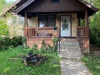 Foreclosed Home - 1938 S JEFFERSON AVE, 48601