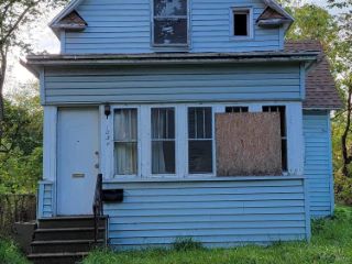 Foreclosed Home - 1034 SHERIDAN AVE, 48601