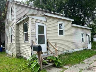 Foreclosed Home - 217 VERMONT ST, 48602
