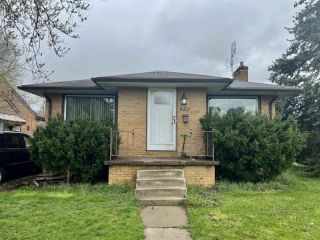 Foreclosed Home - 3110 N MICHIGAN AVE, 48604