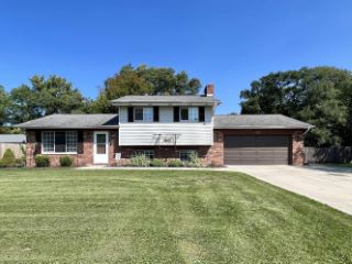Foreclosed Home - 7160 BURMEISTER DR, 48609