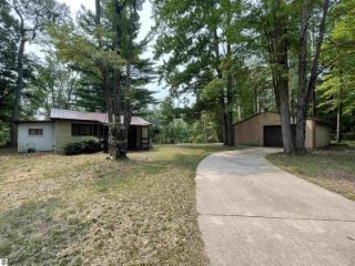 Foreclosed Home - 1187 ZIGGY RD, 48622