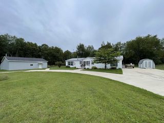 Foreclosed Home - 3425 W BAWKEY RD, 48622