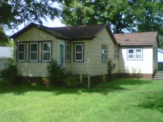 Foreclosed Home - 204 W 4TH ST, 48624