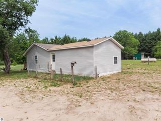 Foreclosed Home - 10241 W GLADWIN RD, 48632