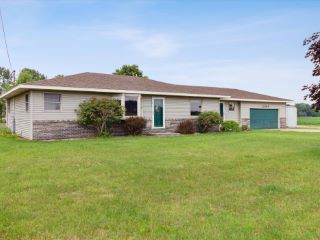 Foreclosed Home - 22290 LAKEFIELD RD, 48637