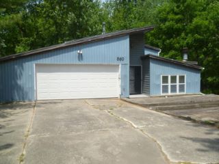 Foreclosed Home - 860 W WALNUT ST, 48655