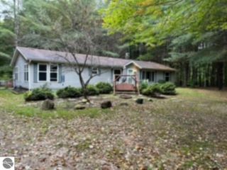 Foreclosed Home - 4546 N WATER RD, 48657