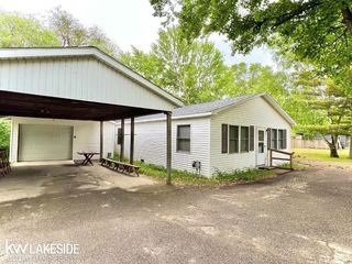 Foreclosed Home - 5785 SHADY LANE RD, 48725