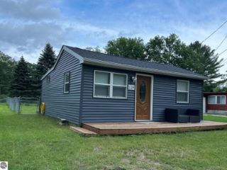Foreclosed Home - 124 N WHEELER ST, 48750