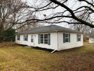 Foreclosed Home - 502 Opal St, 48813