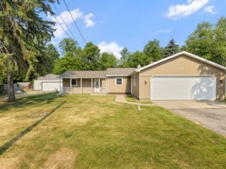 Foreclosed Home - 203 HOEHN CT, 48821