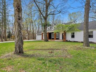 Foreclosed Home - 6327 SKYLINE DR, 48823