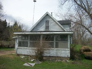 Foreclosed Home - 5215 E PINE RD, 48829