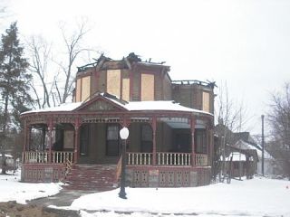 Foreclosed Home - List 100007353