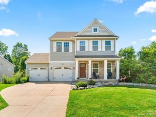 Foreclosed Home - List 100763944