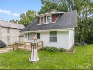 Foreclosed Home - 833 W WASHINGTON ST, 48846