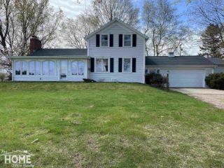 Foreclosed Home - 1701 W RILEY RD, 48867