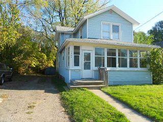 Foreclosed Home - 1425 E GRAND RIVER AVE, 48906