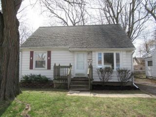 Foreclosed Home - 1025 W Mt Hope Ave, 48910