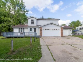 Foreclosed Home - 1032 LONDON DR, 48917