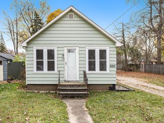 Foreclosed Home - 10919 PORTAGE RD, 49002