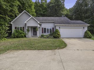 Foreclosed Home - 10180 BELLEVUE RD, 49014