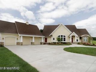 Foreclosed Home - 162 STONEGATE CT, 49015
