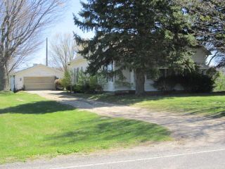 Foreclosed Home - 915 N BENTON CENTER RD, 49022
