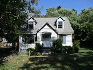 Foreclosed Home - 1331 Superior St, 49022