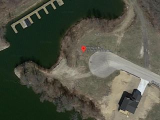 Foreclosed Home - 516 SWAN RIVER DR, 49022