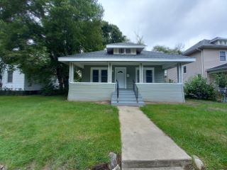 Foreclosed Home - 1014 SUPERIOR ST, 49022