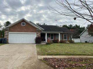 Foreclosed Home - 2281 OAKLAND FARMS TRL, 49024