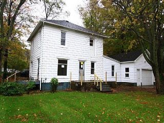 Foreclosed Home - 107 S VAN BUREN ST, 49026