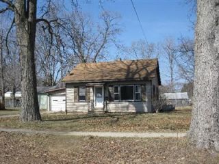 Foreclosed Home - 165 W CLINTON ST, 49042